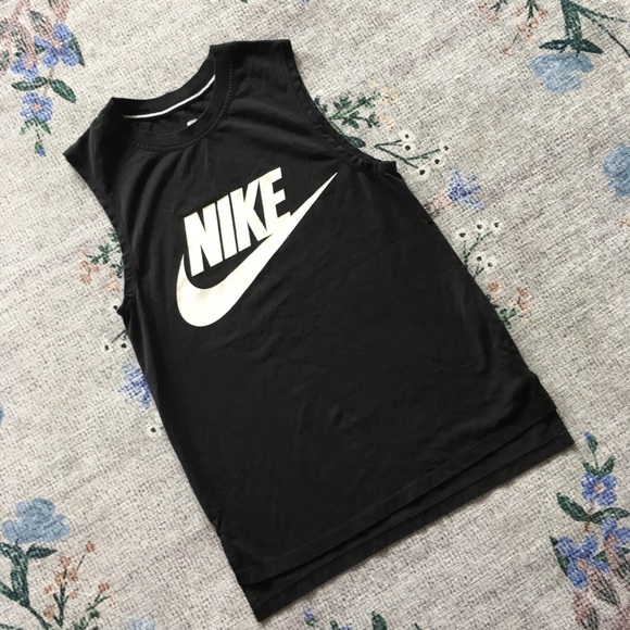 Nike Tops - Nike black XS sleeveless tank top tee workout gym